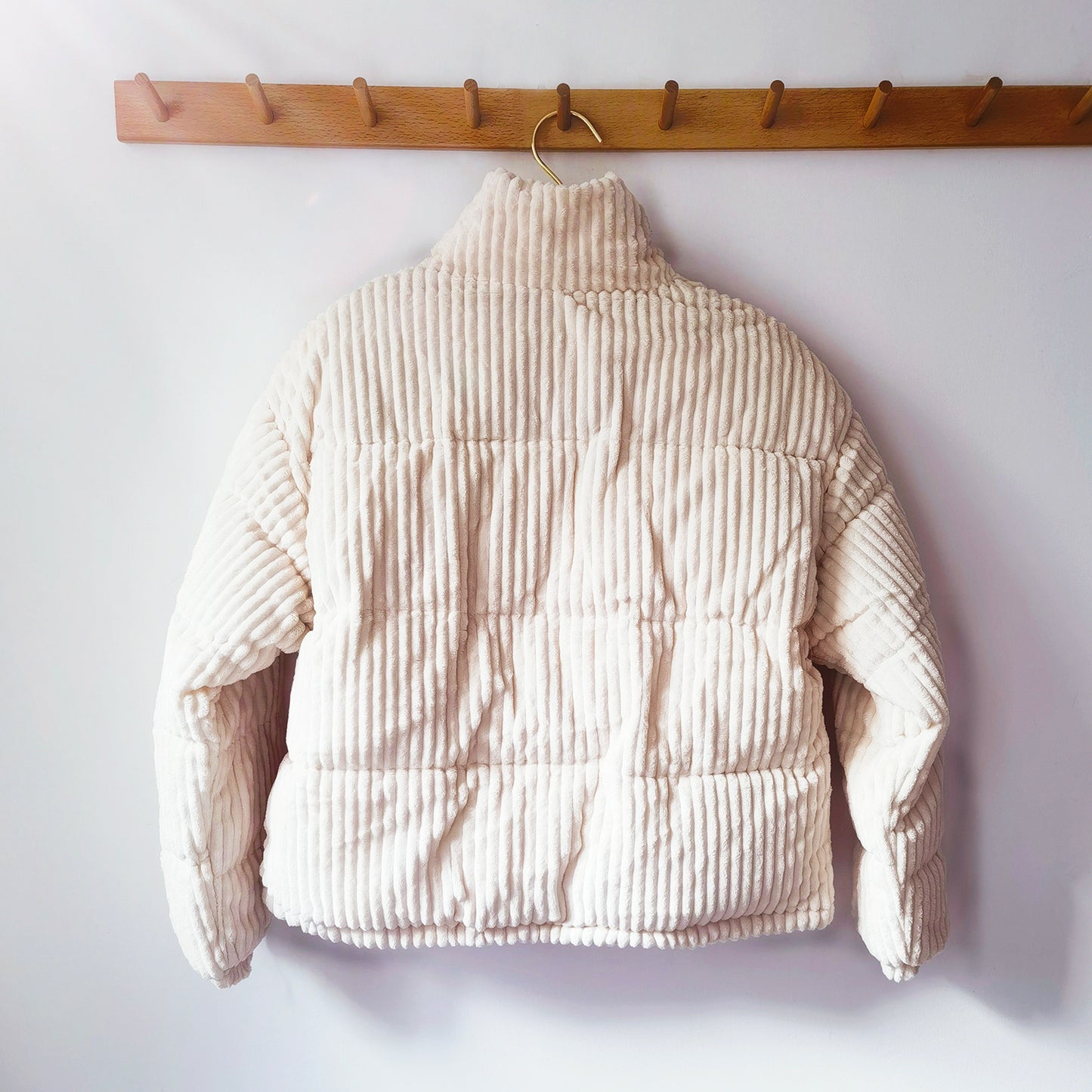 Stand Up Cord Puffer Jacket-Cream