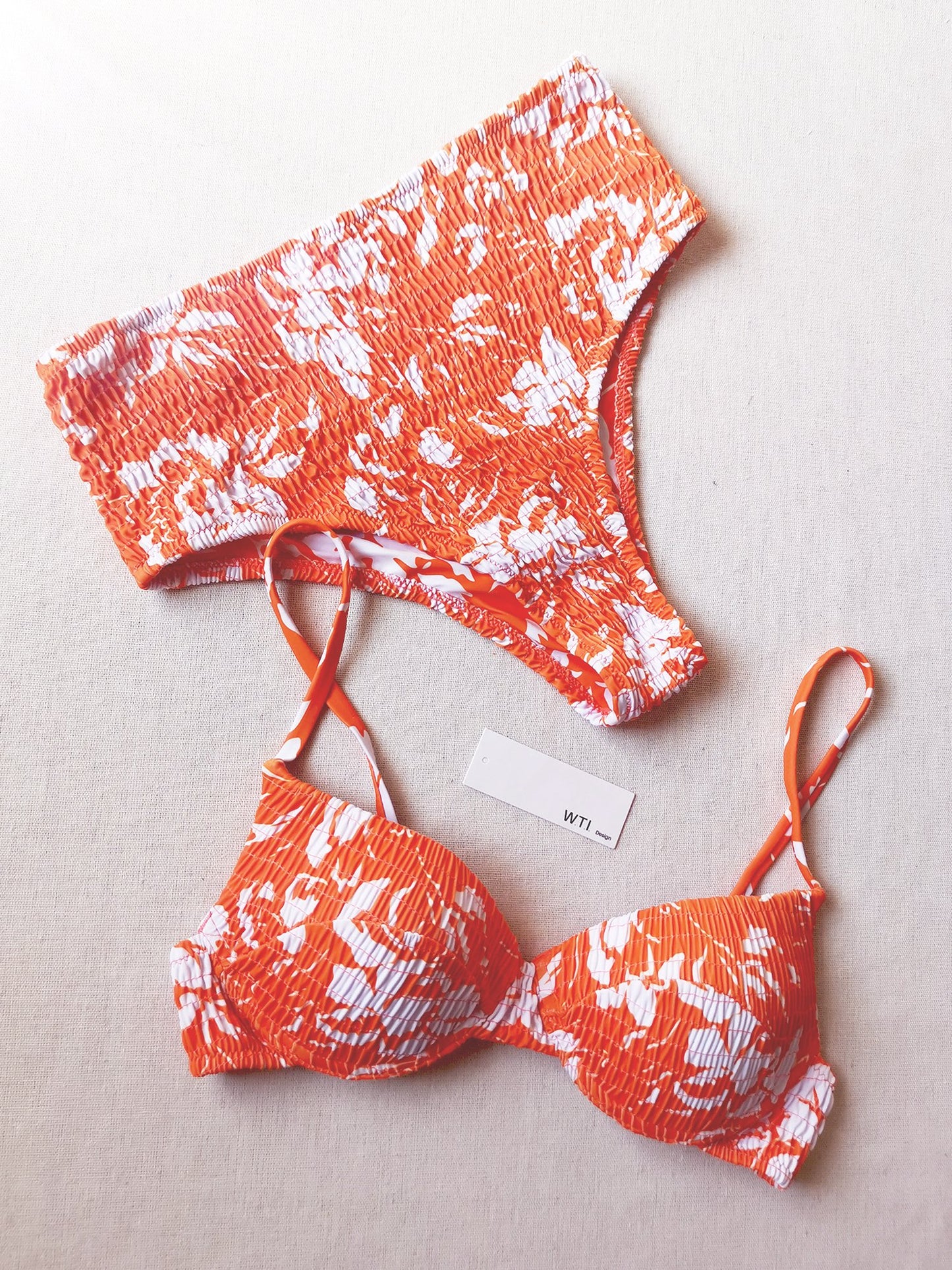 Floral Scrunched Underwire Bikini